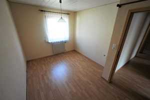 Reihenendhaus mit viel Platz für Ihre Familie oder als 2-FH oder als Mehrgenerationenhaus – Reutlingen (Kreis) – Vorschaubild 10