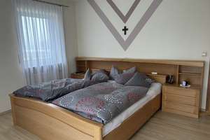 Großzügiges Anwesen mit 2 Doppelhaushälften, Maschinenhalle und Nebengebäude – Die vollständige Adresse der Immobilie erhältst du vom Anbieter., 89584 Ehingen (Donau) – Vorschaubild 10