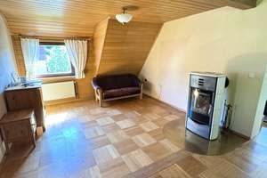Großzügig wohnen, clever finanzieren - Idyllisches Zweifamilienhaus  – Die vollständige Adresse der Immobilie erhältst du vom Anbieter., 91413 Neustadt an der Aisch – Vorschaubild 5