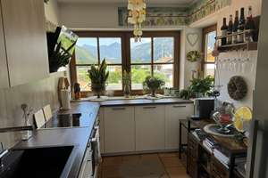 hochwertige sonnige 2 Zimmer-Wohnung im gepfl. 5 Familienhaus im Landhausstil