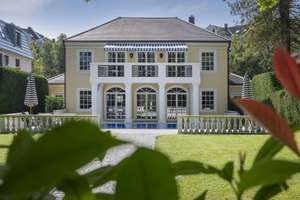 Villa mit Pool im florentinischen Stil