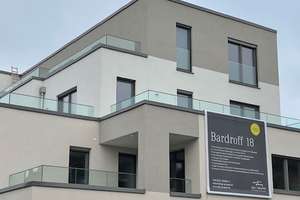 2-Zimmer-Wohnung mit großem Balkon und Küchenzeile!