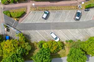 ++TOP ETW am Wü.-Heuchelhof zvk., SP vor dem Haus, EBK++ – Würzburg – Vorschaubild 9