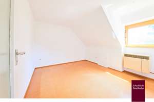 Attraktive, helle 3-Zimmer-DG-Wohnetage mit großem Balkon, Einbauküche und toller Aussicht +++ – 70374 Im Geiger, Stuttgart – Vorschaubild 20