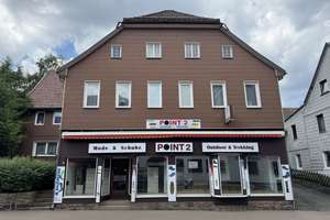 Spannend und Vielseitig - Wohn- und Geschäftshaus mit drei Wohnungen, Laden und großem Grundstück – Die vollständige Adresse der Immobilie erhältst du vom Anbieter., 38700 Braunlage – Vorschaubild 2