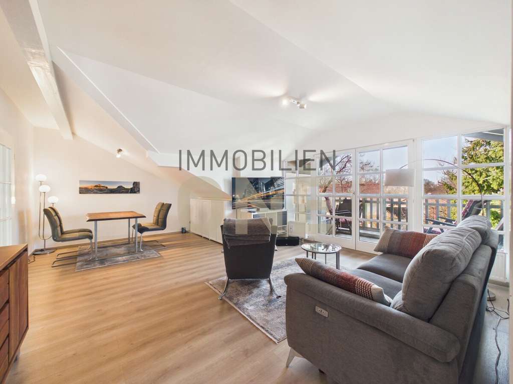 Immobilie in Oberhaching - Helle 2-Zimmer-Wohnung mit zwei Balkonen in gepflegter Wohnanlage - Bild 0