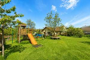 Ein Zuhause zum Ankommen! Wohnkomfort mit Gartenidylle und eigenem Weiher! – Die vollständige Adresse der Immobilie erhältst du vom Anbieter., 56206 Hilgert – Vorschaubild 9