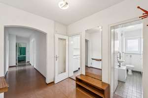 Mitten in der Maxvorstadt: 3-Zimmer-Wohnung mit Balkon zum Innenhof – Die vollständige Adresse der Immobilie erhältst du vom Anbieter., 80798 Josephsplatz, München – Vorschaubild 3
