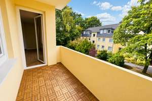 Solide Kapitalanlage mit überzeugendem Grundriss, ruhigem Balkon und Garage