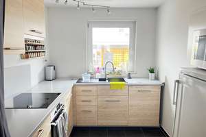 Elegantes Reihenmittelhaus mit 5 Zimmern in Adelsdorf – Am Alten Bahnhof 28, 91325 Adelsdorf – Vorschaubild 4