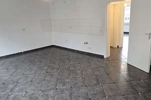 Sehr schöne renovierte 3 Zimmer Wohnung in Gelsenkirchen zu vermieten – Schalker Str. 173, 45881 Schalke, Gelsenkirchen – Vorschaubild 2