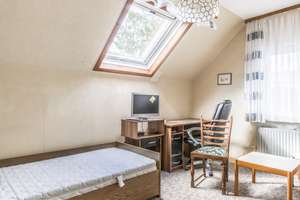 NEU! *Paul & Partner* EINFAMILIENHAUS MIT RENOVIERUNGSBEDARF AUF SCHÖNEM GRUNDSTÜCK! – Die vollständige Adresse der Immobilie erhältst du vom Anbieter., 65191 Bierstadt, Wiesbaden – Vorschaubild 18
