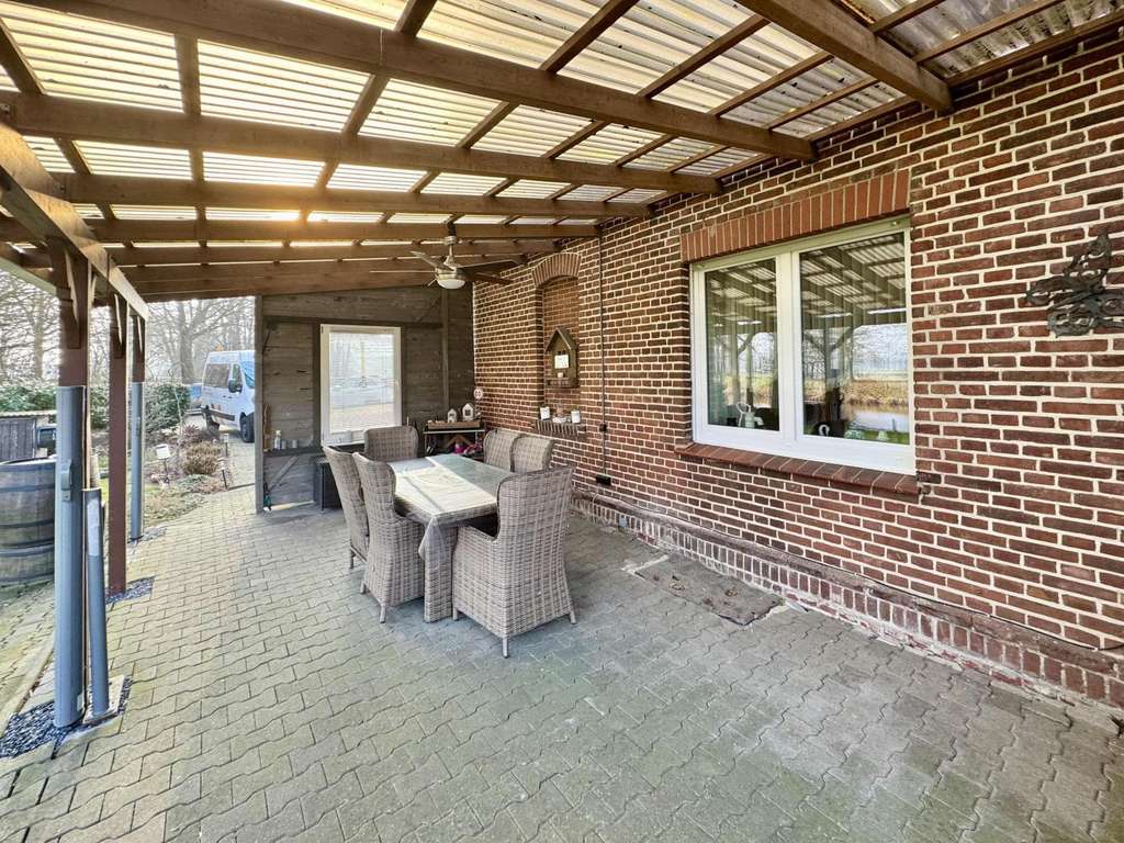 Immobilie in Wietmarschen - Großzügiges Wohnhaus in idyllischer Kanallage von Wietmarschen
 - Bild 3