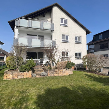 Exklusives 3-Familienhaus, Gartenidylle und hochwertiger Ausstattung in Seligenstadt Klein-Welzheim