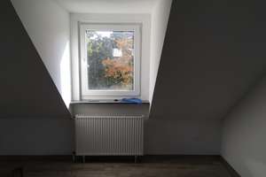 Attraktive, großzügige 3-Zimmer-Dachgeschosswohnung (NFL ca 120m2) in Hannover mit EBK. – Angerstraße 15, 30161 Oststadt, Hannover – Vorschaubild 4
