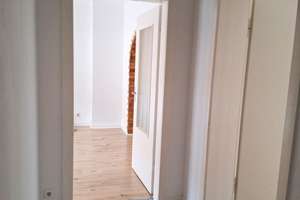 Sanierte 3,5 Zimmer-KDB Wohnung (ca. 70 qm) mit Einbauküche und Balkon / Holsterhausen – Bunsenstr. 77, 45145 Holsterhausen, Essen – Vorschaubild 12