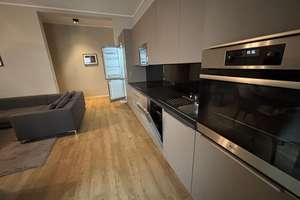 Hochwertig möblierte 4-Zimmer-Wohnung in Wiesbaden/Luxurious Furnished 4-Room Apartment in Wiesbaden – Bärenstr. 1-3, 65183 Mitte, Wiesbaden – Vorschaubild 4
