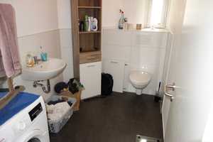 EXKLUSIV ZENTRUMSNAH / AM WEHRHAHN INKL. EINBAUKÜCHE MODERNES WANNENBAD + G-WC KOMPLETT LAMINAT 3.OG – Worringerstraße 8, 40211 Düsseldorf – Vorschaubild 11