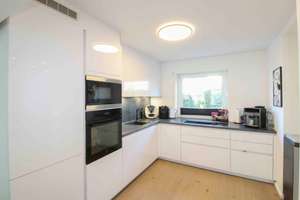 Attraktives modernes Reihenmittelhaus mit Wintergarten und Garten in ruhiger Lage von Erding – Die vollständige Adresse der Immobilie erhältst du vom Anbieter., 85435 Erding – Vorschaubild 5