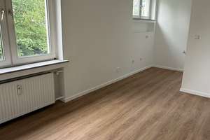Attraktive 3-Zimmer-Wohnung mit besonderem Wohngefühl in begehrter Lage von Rüttenscheid – Die vollständige Adresse der Immobilie erhältst du vom Anbieter., 45131 Rüttenscheid, Essen – Vorschaubild 8