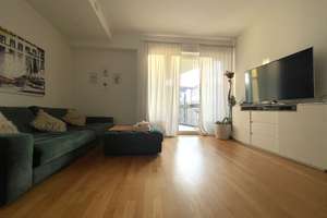 Charmante & geräumige 75 m² Wohnung (2ZKB) mit West-Balkon in Halensee – karlsruher straße 6, 10711 Halensee, Berlin – Vorschaubild 3