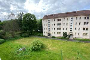 Schnell sein lohnt sich - Ich bin Einzugsbereit! – Leonhard-Frank-Straße 94, 98529 Heinrichs, Suhl – Vorschaubild 1