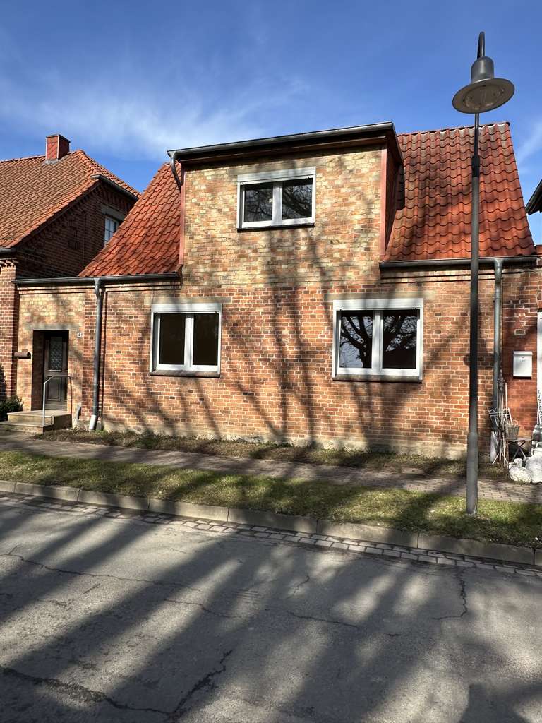 Immobilie in Damshagen - Saniertes Reihenmittelhaus in Damshagen, ca. 7 km bis zum Ostseebad Boltenhagen - Bild 2