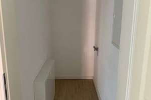 Zur Selbstnutzung! barrierearme 4-Raumwohnung mit Vollbad, FB-Hzg., HWR, Kamin und Süd-Balkon – Neubrandenburger Straße 0, 18055 Brinckmansdorf, Rostock – Vorschaubild 12