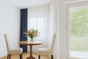Helle 3-Zi. Wohnung mit Balkonen