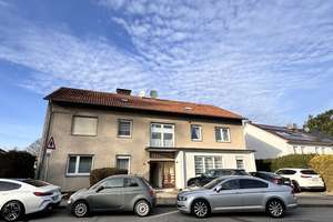 Großzügiges Mehrfamilienhaus mit drei Wohneinheiten und Entwicklungspotenzial in gefragter Lage! – Die vollständige Adresse der Immobilie erhältst du vom Anbieter., 33739 Jöllenbeck, Bielefeld – Vorschaubild 1