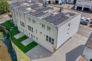 KFW40 Niedrigenergie mit Förderungen! Sofort bezugsfertiges Reiheneckhaus mit Dachterrasse am Fluss – Die vollständige Adresse der Immobilie erhältst du vom Anbieter., 95448 Hammerstatt/St. Georgen, Bayreuth – Vorschaubild 4