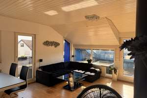 Attraktive 2-Zimmer-Eigentumswohnung mit Balkon, Dachterrasse und Stellplatz in Reutlingen