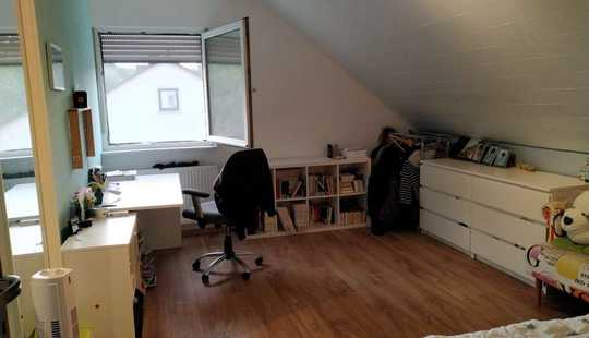Bild von Einfamilienhaus mit Einliegerwohnung