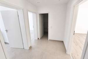 Helle, frisch renovierte 2-Zimmer-Wohnung mit Terrasse und Einbauküche – Wärmepumpe – Hauffstr. 6, 42289 Heckinghausen, Wuppertal – Vorschaubild 4
