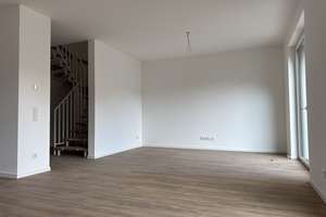 Innenhof | gemütliches Reihenhaus 4-Zi (E3) mit eigenem Garten und Gäste-WC | ab sofort verfügbar! – Waldhausener Straße 130-165, 41061 Gladbach, Mönchengladbach – Vorschaubild 20