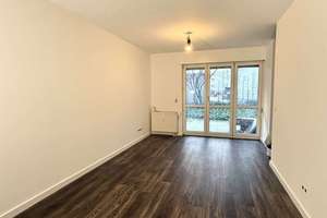 Berlin-Mitte: frisch sanierte freie 2-Zimmer-Wohnung mit 50 m² und großzügiger Terrasse – Die vollständige Adresse der Immobilie erhältst du vom Anbieter., 10179 Mitte (Ortsteil), Berlin – Vorschaubild 4