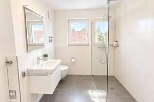 Lichtdurchflutete 2-Zimmerwohnung mit Süd-/Westbalkon in Feldmoching – 80935 Lerchenau-Ost, München – Vorschaubild 5
