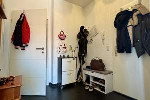 Helle 3-Zimmer-Dachgeschosswohnung mit Einbauküche – Stolberger Straße 8, 68305 Waldhof, Mannheim – Vorschaubild 2