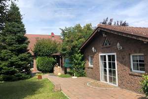 Exclusive Landhausvilla mit 2 ELW, parkähnlichem Garten, Nebengebäuden – Lechenicher Str. 4, 50374 Erftstadt – Vorschaubild 6