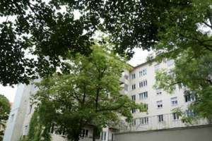 Lehel | Voll möblierte 2-Zimmer-Wohnung mit EBK im Lehel direkt an der Isar – Widenmayerstr. 26, 80538 Englischer Garten, München – Vorschaubild 5