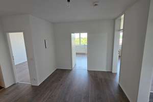 Ruhige 3-Zimmer-Wohnung mit Balkon im 7. Stock in Mönchengladbach-Römerbrunnen – Römerbrunnen 16, 41238 Mülfort, Mönchengladbach – Vorschaubild 1