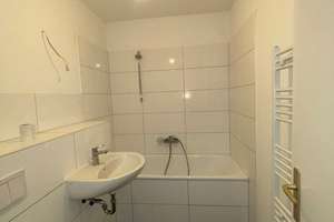 Helle 3‑Zimmer‑Wohnung mit Balkon in Grevenbroich – Kurt-Huber-Straße 1, 41515 Grevenbroich – Vorschaubild 15