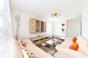 Großer Sonnenbalkon über den Straßen der Stadt – Die vollständige Adresse der Immobilie erhältst du vom Anbieter., 75175 Oststadt, Pforzheim – Vorschaubild 4