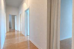 Bielefeld-Innenstadt | Attraktive 3-ZKB mit Balkon – 33602 Mitte, Bielefeld – Vorschaubild 2