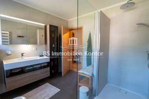 Constantia-West! Doppelhaushälfte mit Carport, überdachter Terrasse, Gartenhaus und Gartenanlage in  – Die vollständige Adresse der Immobilie erhältst du vom Anbieter., 26723 Larrelt/VW-Siedlung, Emden – Vorschaubild 23