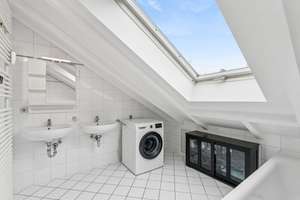 Top Lage mit Aussicht auf die Isar! 2-Zimmer-Dachgeschosswohnung in einzigartiger Lage in München – Die vollständige Adresse der Immobilie erhältst du vom Anbieter., 80469 Glockenbach, München – Vorschaubild 10
