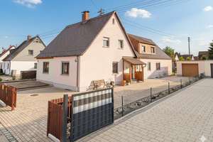 Gepflegtes Reihenmittelhaus mit 4 Zimmern in Augsburg - Bärenkeller