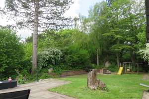 Ihr neues Zuhause: Freistehendes Einfamilienhaus mit idyllischem Gartengrundstück & Innenpool – Die vollständige Adresse der Immobilie erhältst du vom Anbieter., 92237 Sulzbach-Rosenberg – Vorschaubild 25