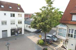 *bezugsfertig*,  zentrale Lage, 3,5 Zi. mit Balkon und TG – Die vollständige Adresse der Immobilie erhältst du vom Anbieter., 74385 Pleidelsheim – Vorschaubild 3