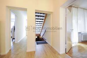 Teilsanierter Bungalow: 345 m² Wohn- Nutzfläche mit großem Grundstück! Berlin-Marienfelde – Die vollständige Adresse der Immobilie erhältst du vom Anbieter., 12277 Marienfelde, Berlin – Vorschaubild 14